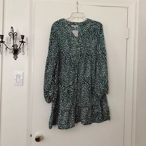 Green and White Patterned Dress